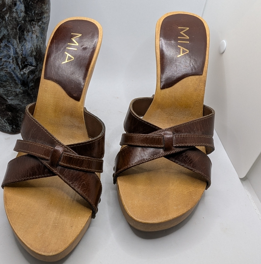 MIA Brown Mules with Classic Comfort